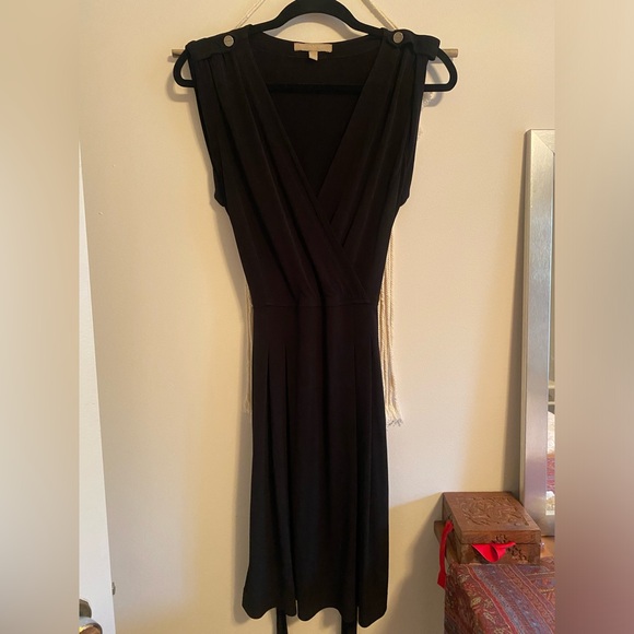 Banana Republic szS Wrap Dress - Picture 2 of 6